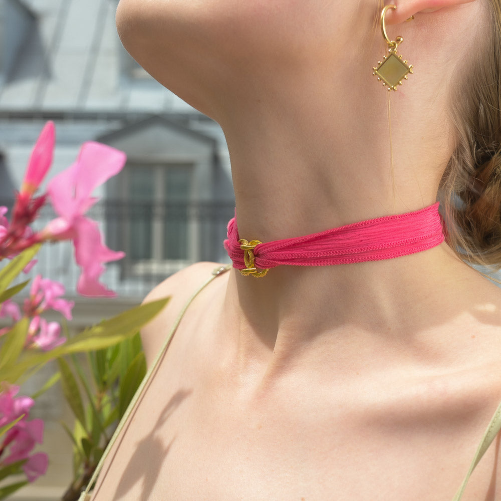 Emerald Tiger - Bianca choker necklace in silk ribbon
