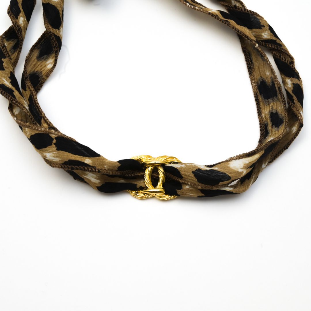 Emerald Tiger - Bianca choker necklace in silk ribbon